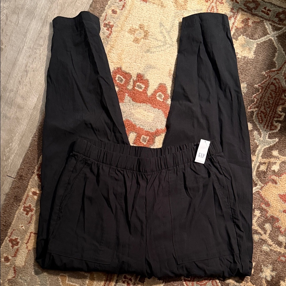 NWT GAP Black Women's Track Pants LT